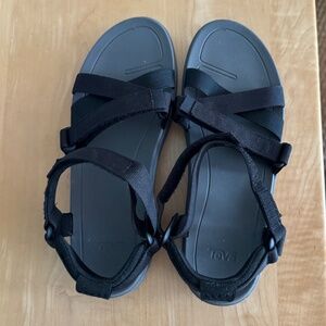 Teva NIB Sanborn Mia Strappy Black Sandals Size 9